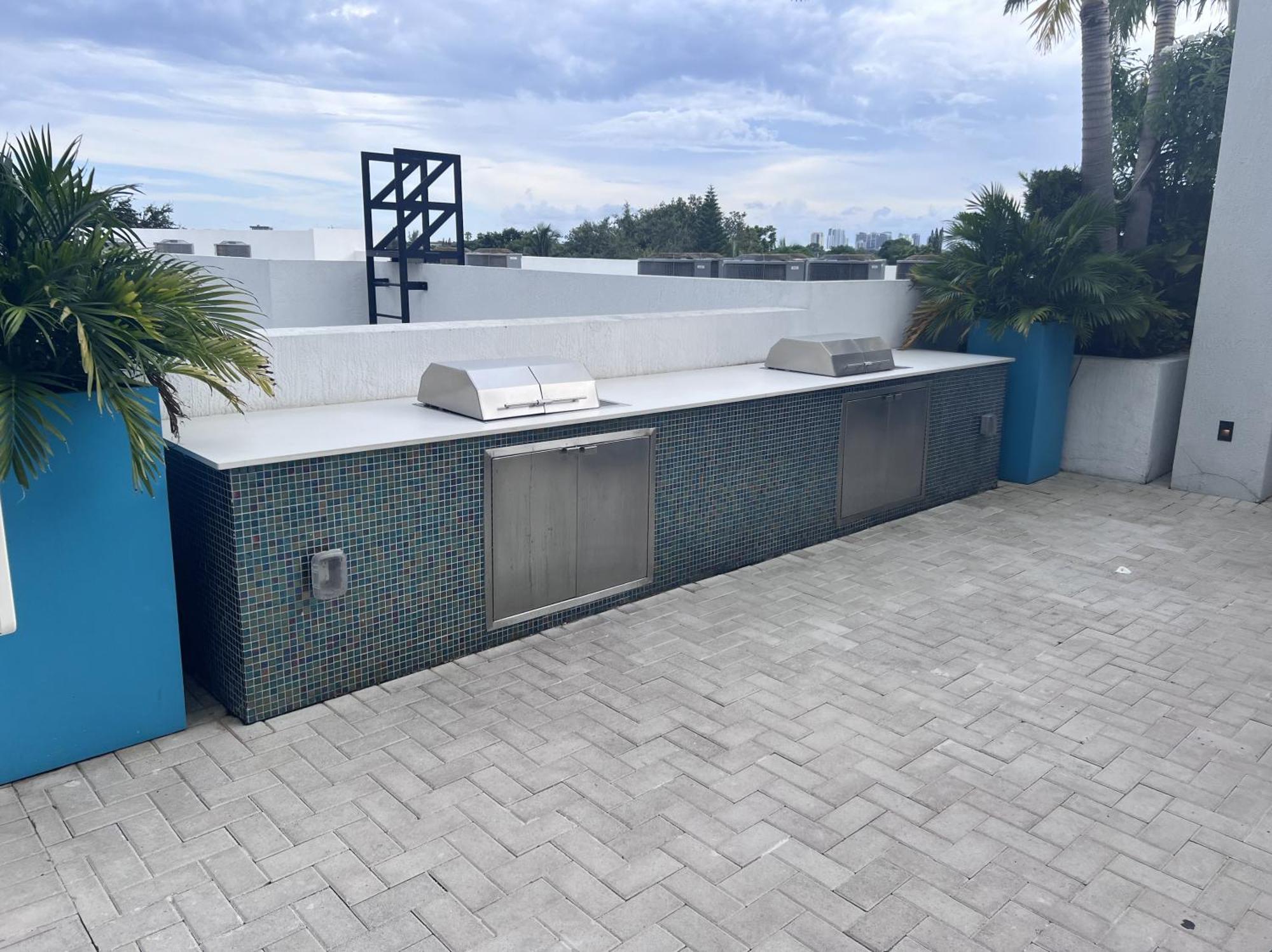 Master Bed Room In Calle Ocho Маями Екстериор снимка