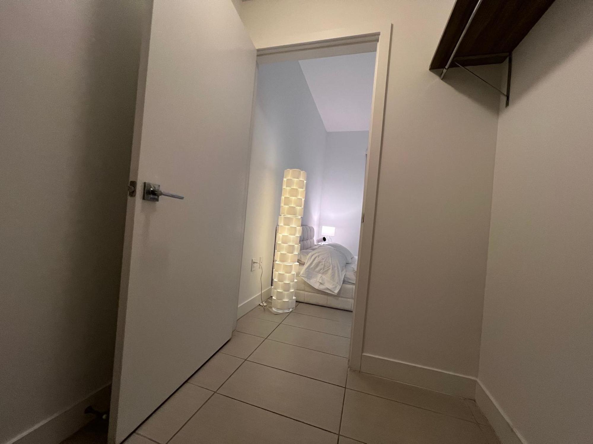 Master Bed Room In Calle Ocho Маями Екстериор снимка